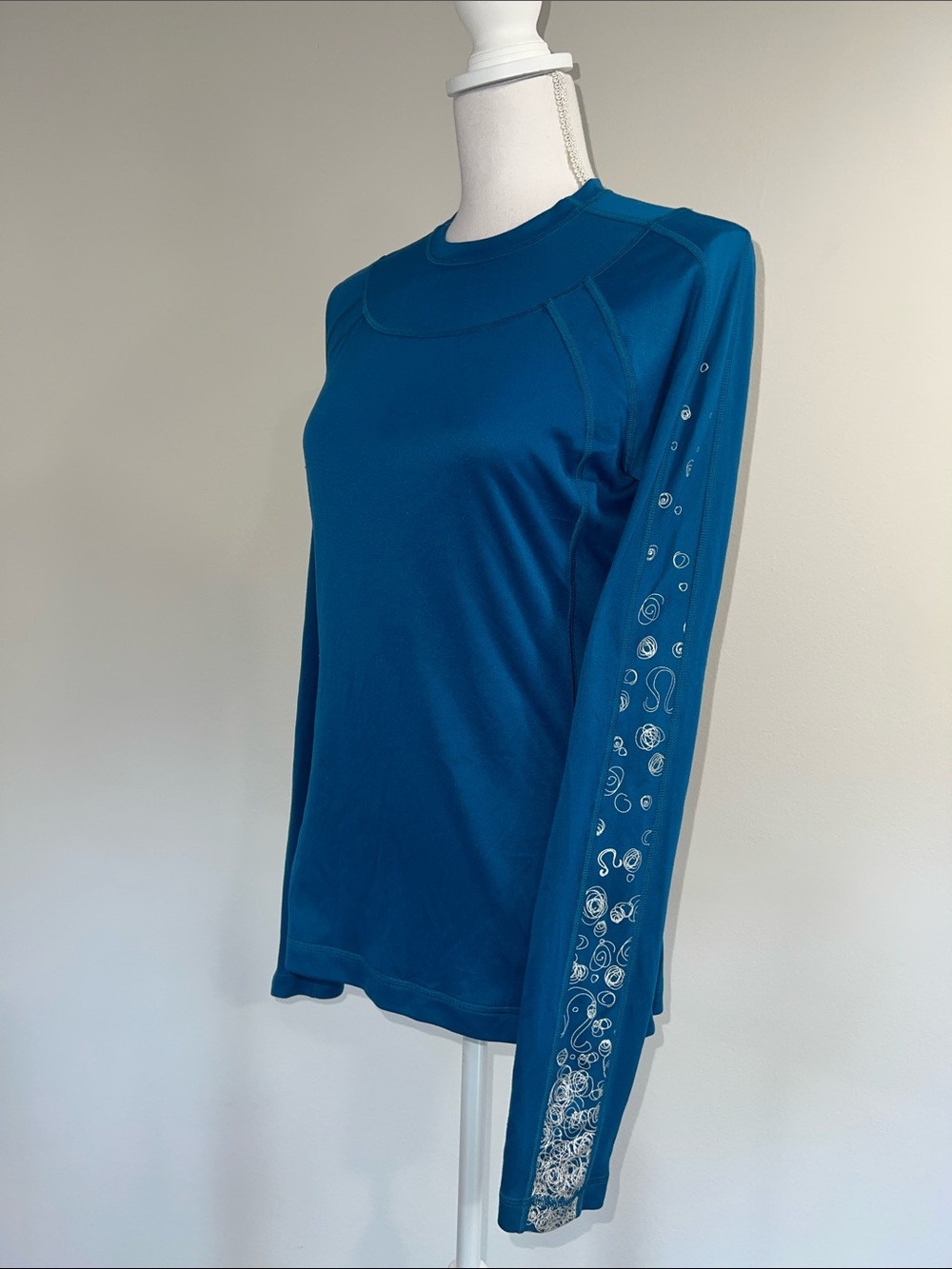 Lululemon Blue Swiftly Tech Silverescent Long Sleeve Shirt Sz M